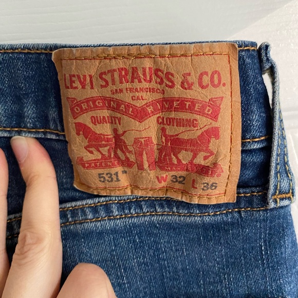 Levi Strauss & Co Men Jeans 32x36 - Picture 3 of 3